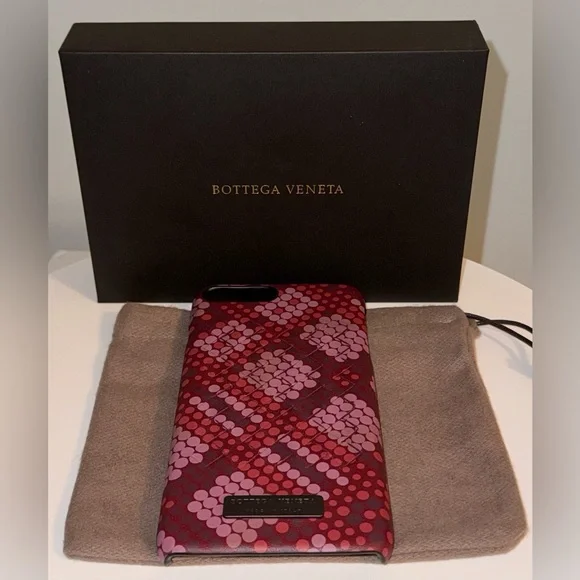 NEW BOTTEGA VENETA INTRECCIATO IPHONE 7S PLUS & 8S PLUS PHONE CASE NIB W/Dustbag - Picture 1 of 14